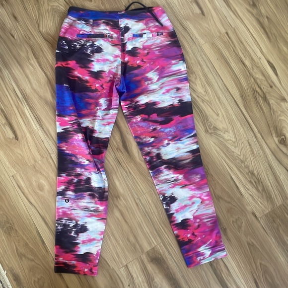 Lululemon older style multicolor pants - Picture 3 of 3